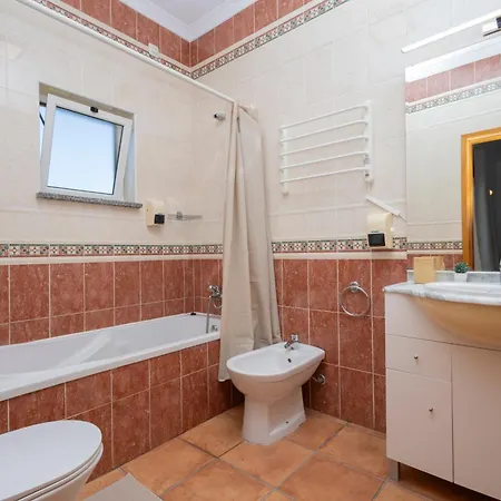 Apartmán Sea-view 2br With Pool Near Porto De Mos *